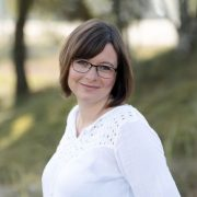 Logo von Einmali Fotografie I Claudia Gromoll Kita- & Familienfotografie Hamburg